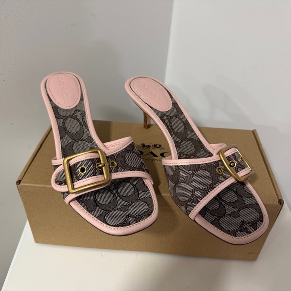 Coach Pink Signature Canvas Sandals heels - Picture 5 of 6